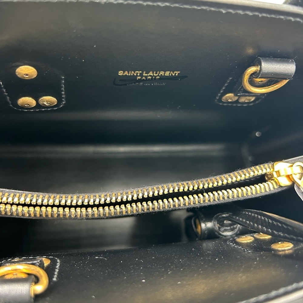 SOLD!!!!  Saint Laurent SAC DE JOUR top handle, smooth leather bag made in Italy - Picture 10 of 15